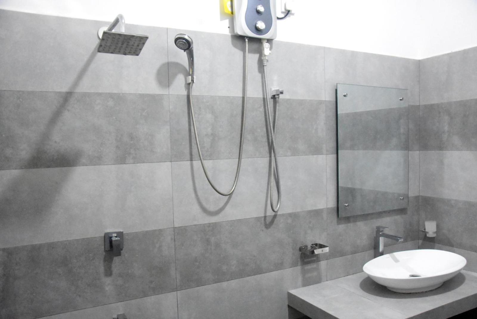 Kulassa Homes Анурадхапура Екстериор снимка